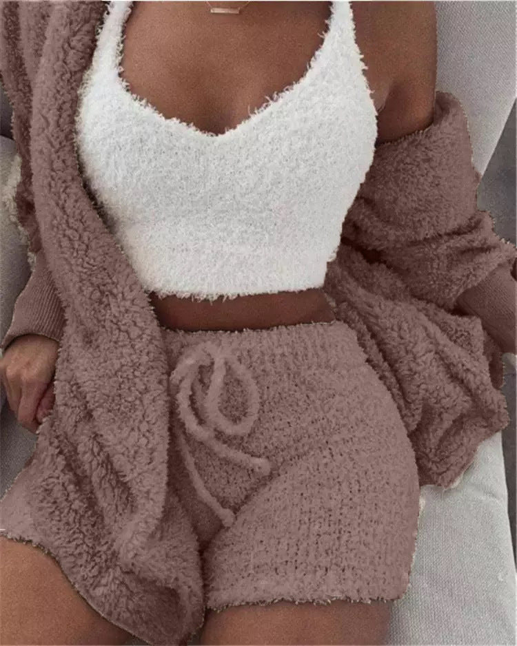 Cozy homewear long-sleeve crop top & shorts