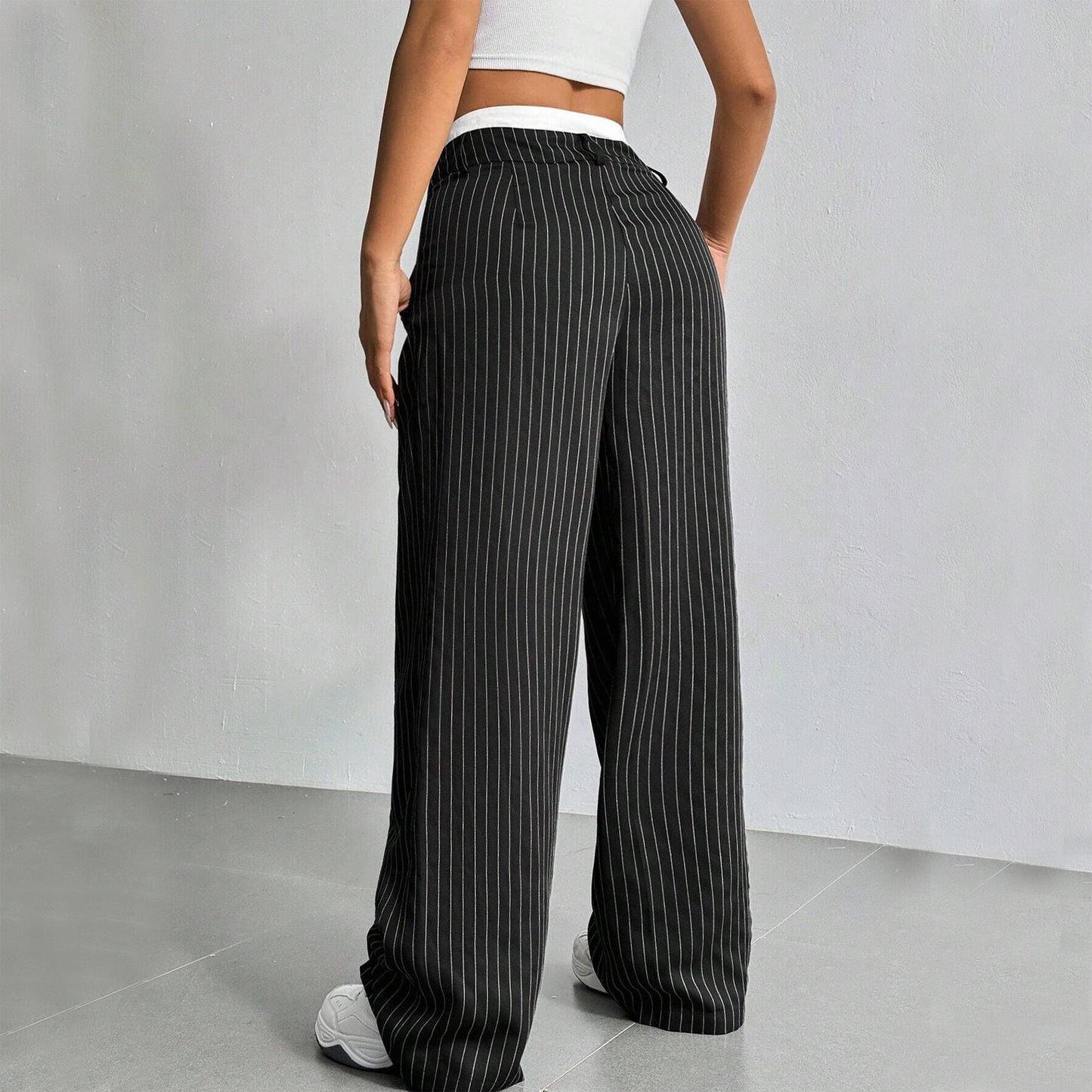 Striped high-waist straight trousers with pockets