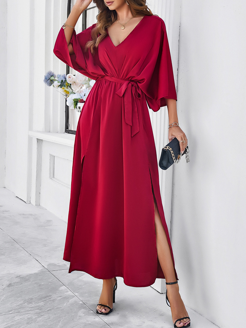 Batwing long-sleeve V-neck lace-up maxi dress