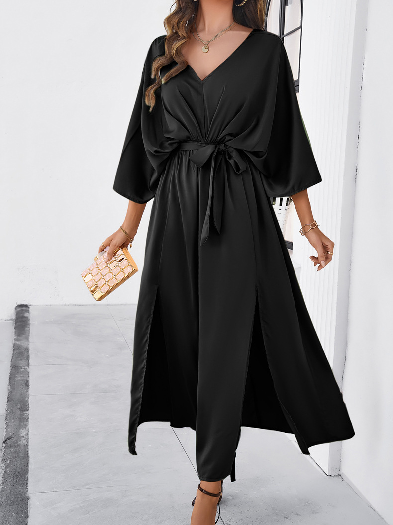 Batwing long-sleeve V-neck lace-up maxi dress