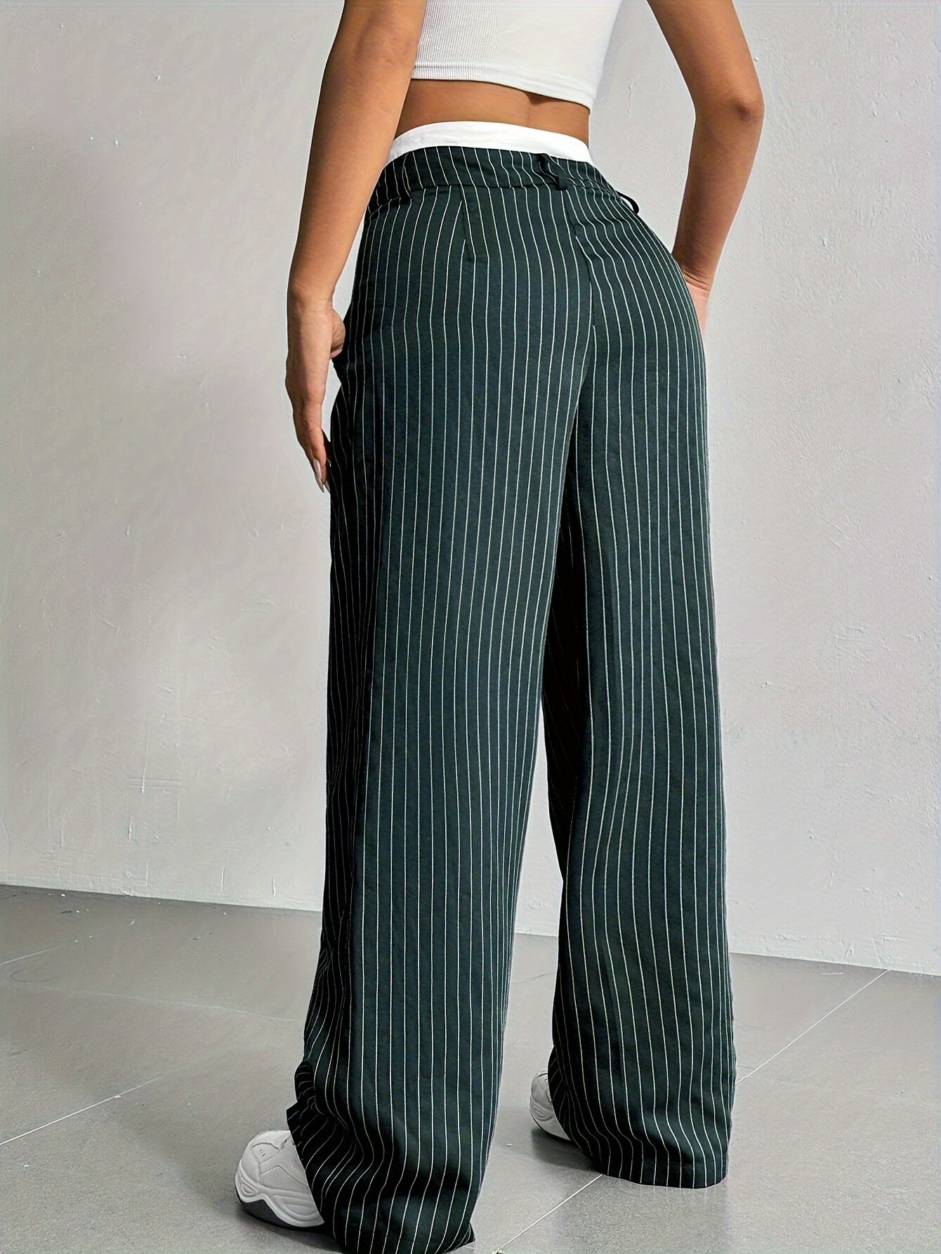 Striped high-waist straight trousers with pockets