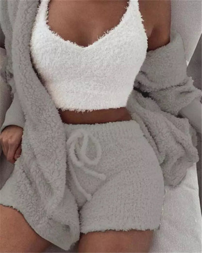 Cozy homewear long-sleeve crop top & shorts