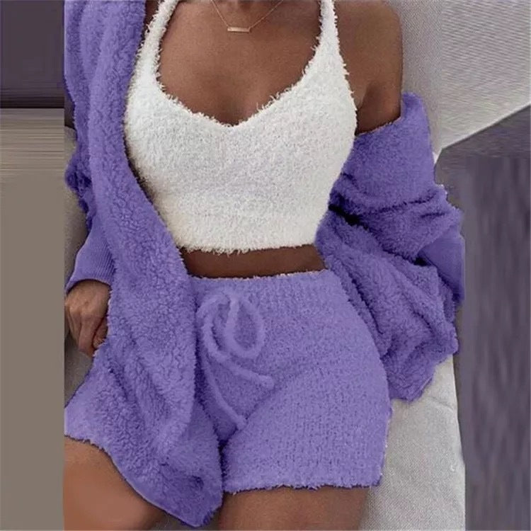 Cozy homewear long-sleeve crop top & shorts