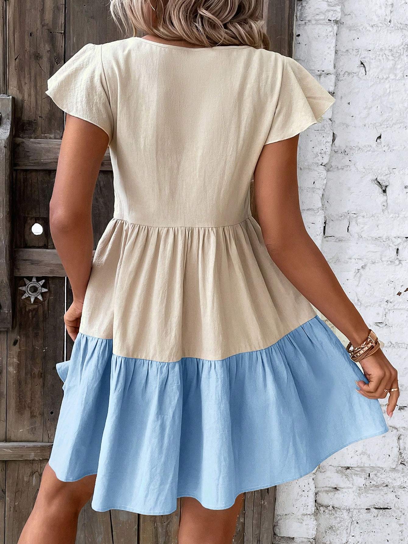Colorblock keyhole smock dress with ruffle hem