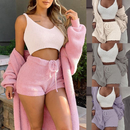 Cozy homewear long-sleeve crop top & shorts